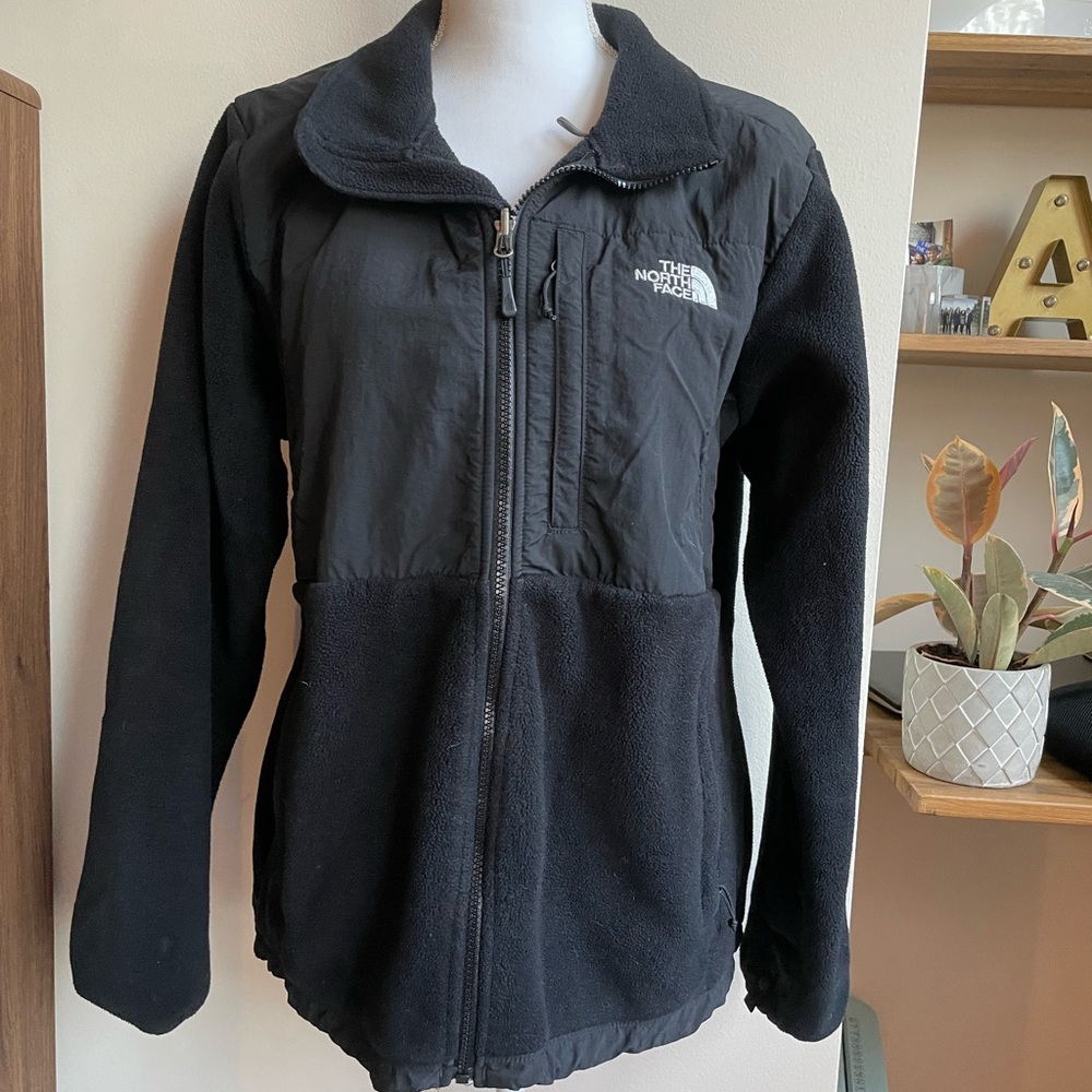 The North Face Women's Black Fleece Jacket